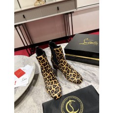 크리스찬 루부탱 레오파드 프린트 앵클부츠 001-214571