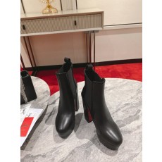 모비다스틱 블랙 카프스킨 두꺼운 힐 앵클부츠 001-214574