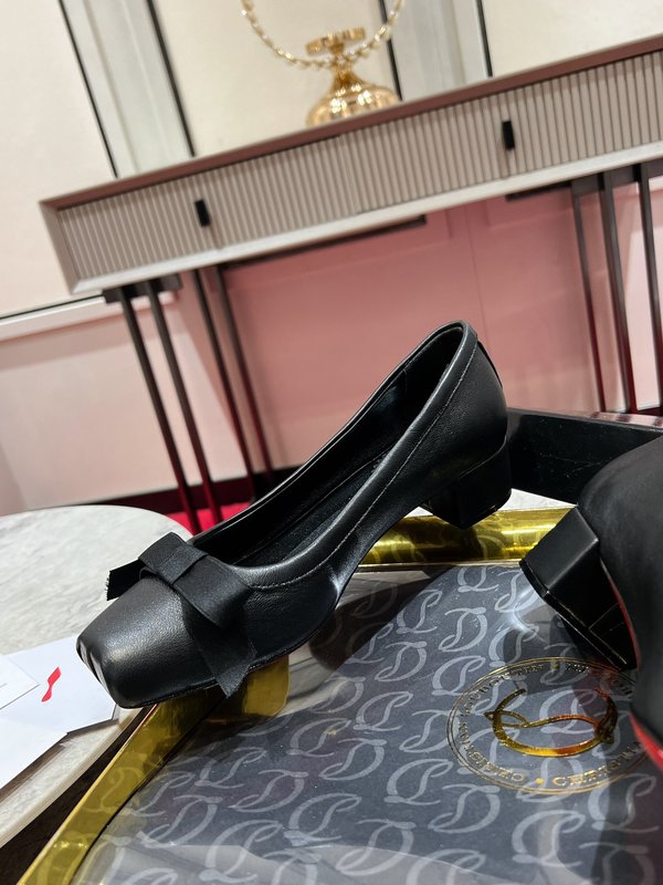 마마플러트 발레리나 로우힐 스퀘어 토 리본 여성 구두 001-214575
