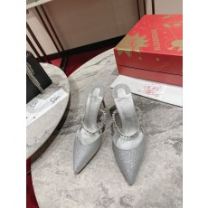 체인 장식 투명 스트랩 뾰족한 코 힐 샌들 001-214589