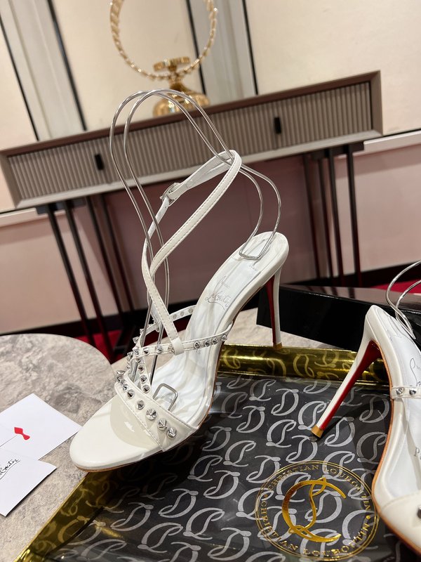 크리스찬 루부탱 스파이크 하이힐 샌들 001-214594
