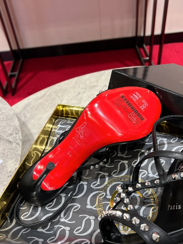 크리스찬 루부탱 스파이크 하이힐 샌들 001-214595