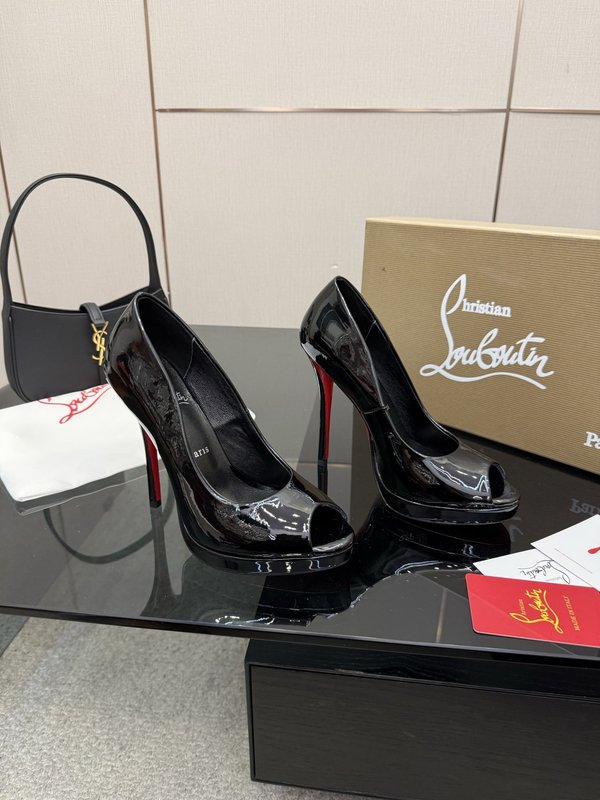 루부탱 에나멜 레드솔 원스트랩 하이힐 001-214641