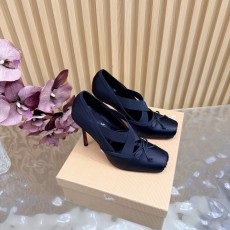 크리스찬 루부탱 레드솔 실크 발레 하이힐 001-214701