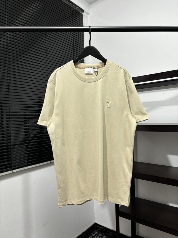 버버리 라운드넥 자수 반팔 티셔츠 001-214796