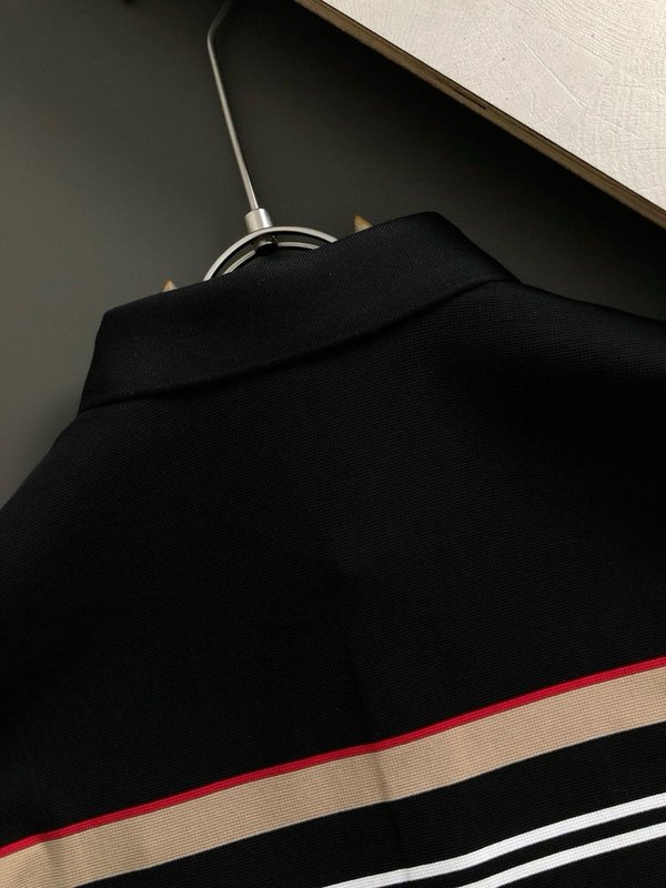 버버리 남성 여름 반팔 폴로 셔츠 001-214885