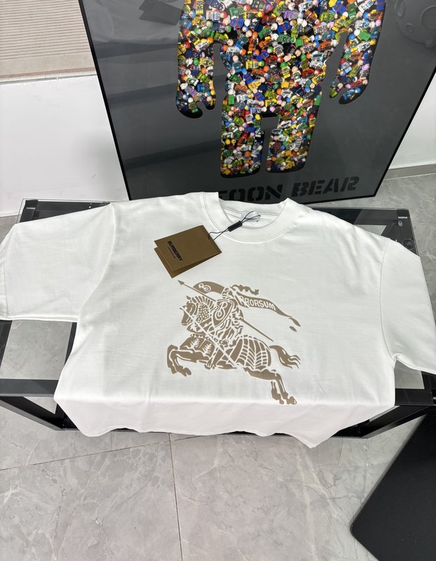 버버리 전사 로고 벨벳 반팔 티셔츠 001-214941
