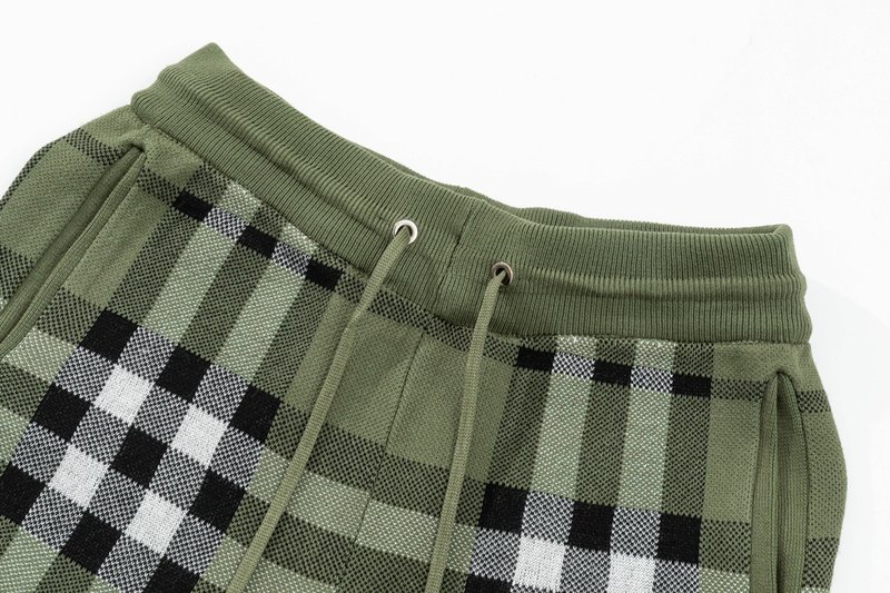 버버리 클래식 체크 니트 반바지 001-215090
