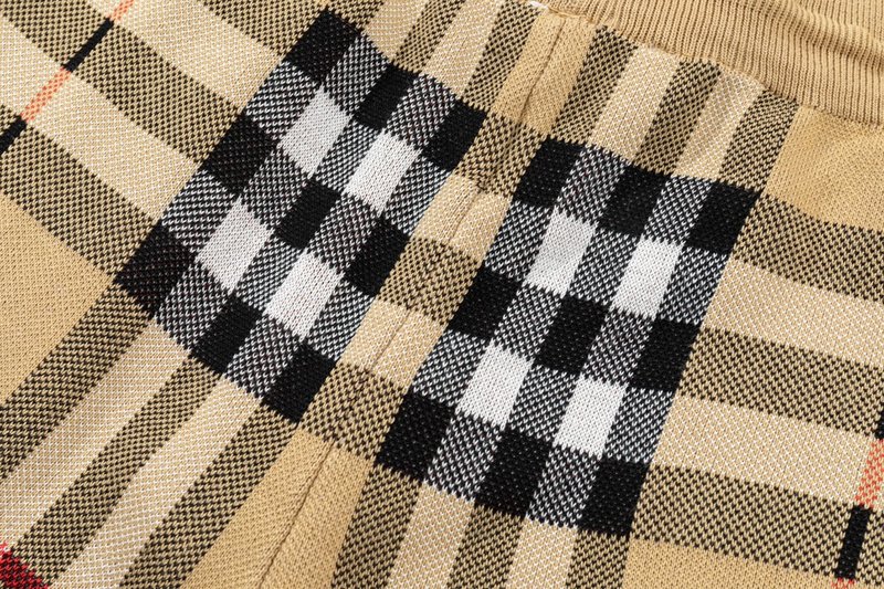 버버리 클래식 체크 니트 반바지 001-215093
