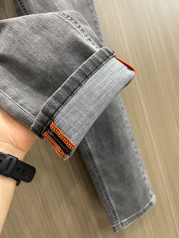 버버리 남성 봄여름 고급 데님 진 001-215149