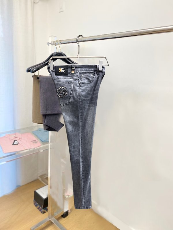 버버리 남성 봄여름 고급 데님 진 001-215149