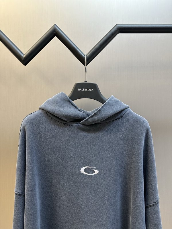 발렌시아가 홀 포켓 후드 티셔츠 001-215232