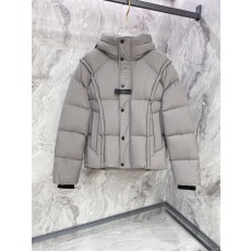 발렌시아가 하이데크 매트 후드 다운 자켓 001-215250