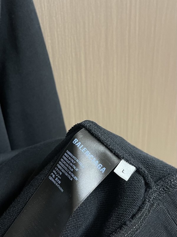 발렌시아가 프린트 후드 티셔츠 001-215252