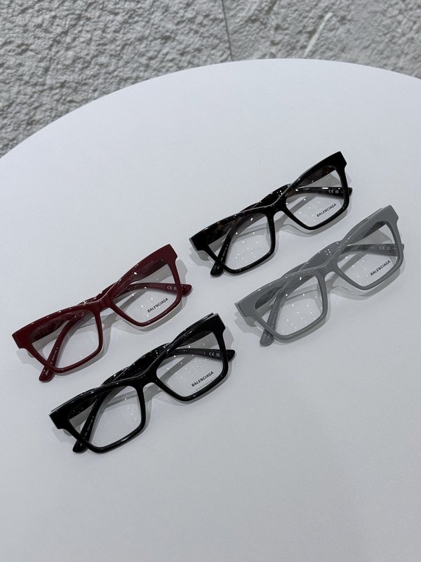 발렌시아가 아세테이트 캣아이 풀림 안경테 001-215253