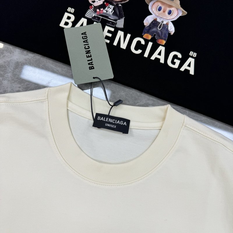 발렌시아가 캐릭터 프린트 반팔 티셔츠 001-215317
