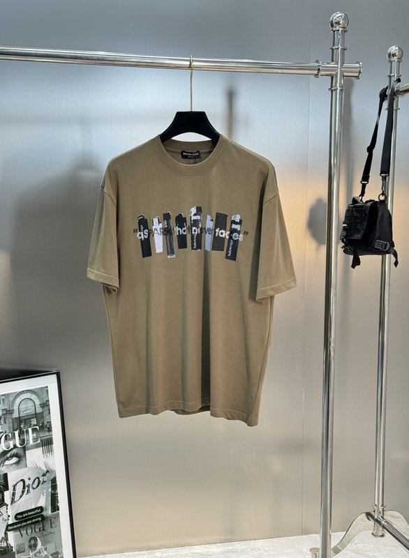 발렌시아가 유니섹스 순면 반팔 티셔츠 001-215321