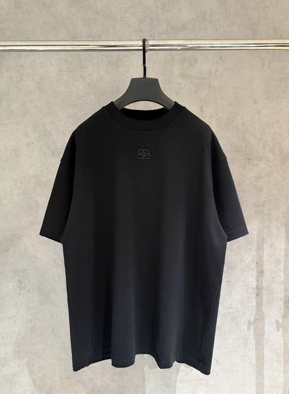 발렌시아가 자수 반팔 티셔츠 001-215346