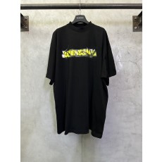 발렌시아가 옐로우 테이프 프린트 반팔 티셔츠 001-215349