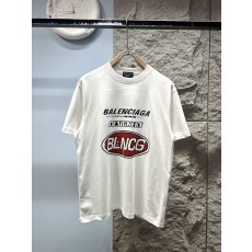 발렌시아가 디자이너 시리즈 레트로 엠보싱 반팔 티셔츠 001-215353