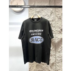 발렌시아가 디자이너 시리즈 레트로 엠보싱 반팔 티셔츠 001-215354