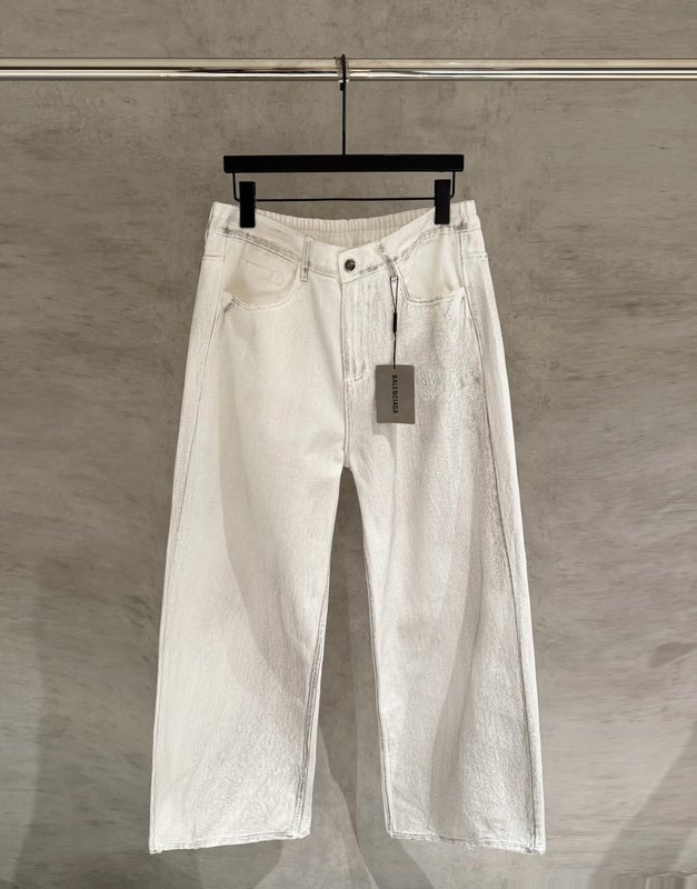 발렌시아가 화이트 빈티지 자수 데님 팬츠 001-215402