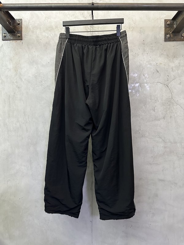 발렌시아가 푸마 콜라보 로고 자수 캐주얼 팬츠 001-215433