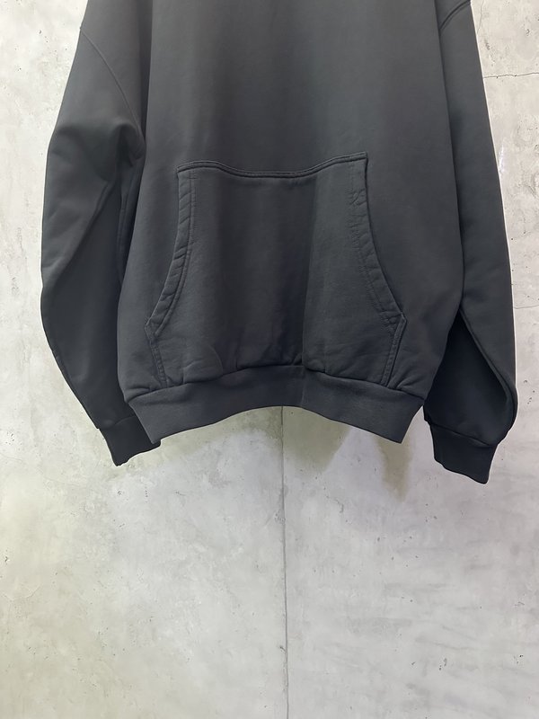 발렌시아가 로고 자수 후드 티셔츠 001-215455