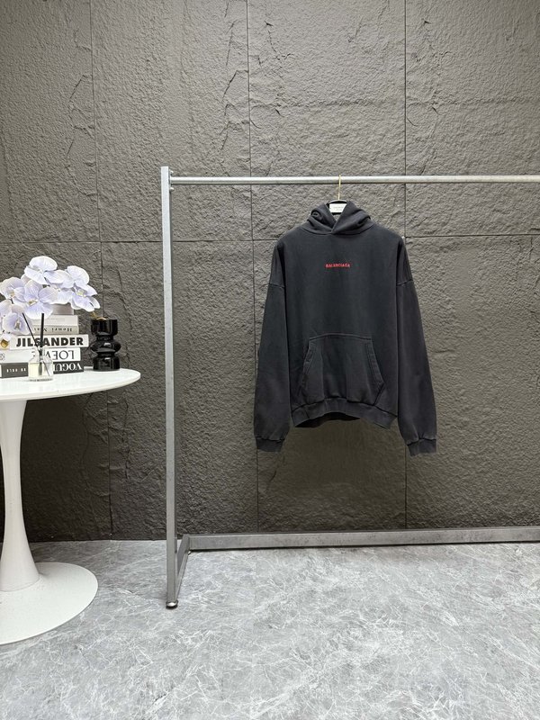 발렌시아가 레드 자수 로고 후드 티셔츠 001-215466