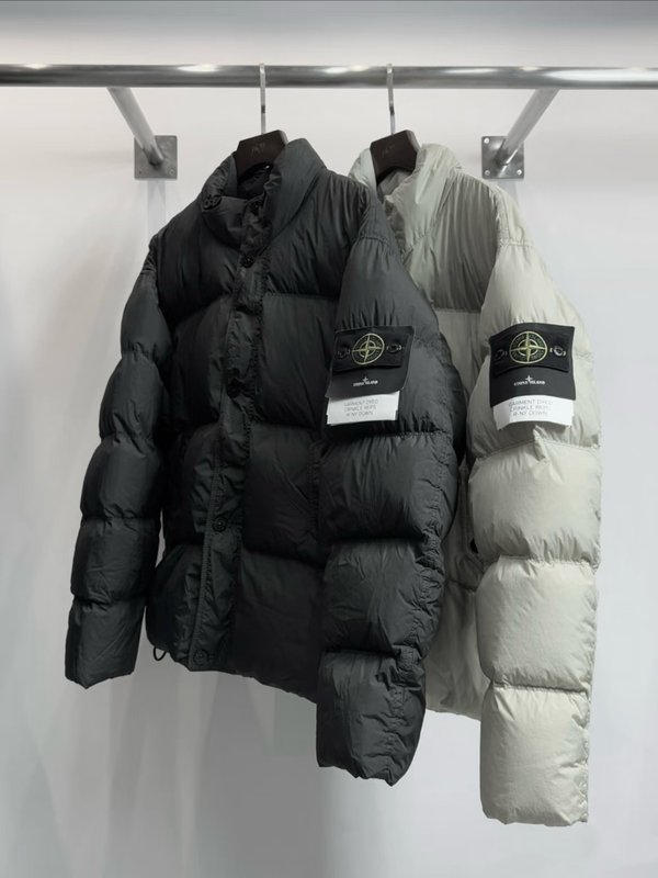 스톤아일랜드 사이드 배지 패딩 자켓 001-215540