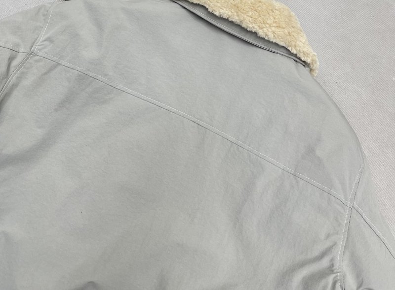 스톤 아일랜드 탈착 양털 칼라 심플 패딩 001-215590