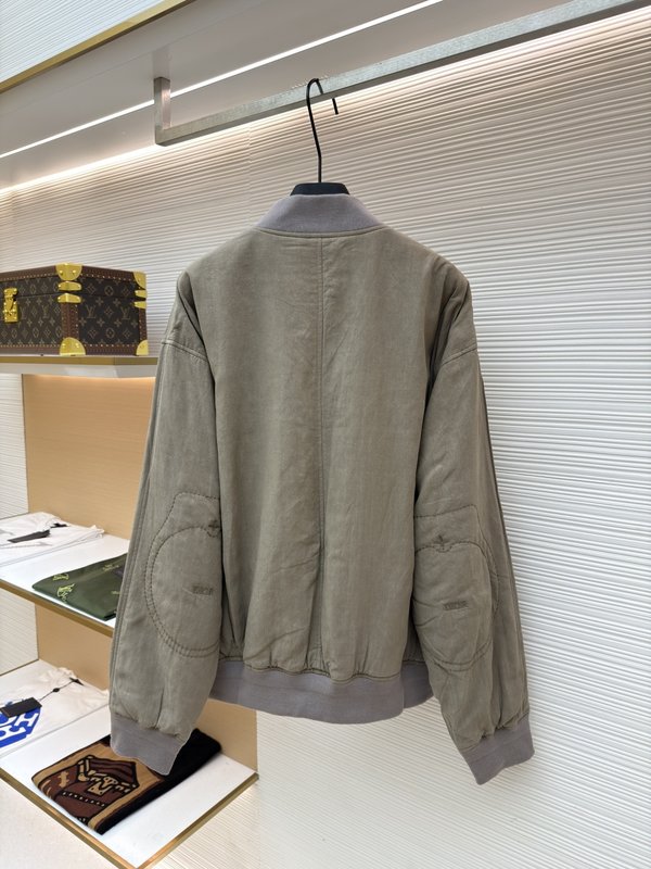 디올 스톤아일랜드 콜라보레이션 파일럿 자켓 001-215603