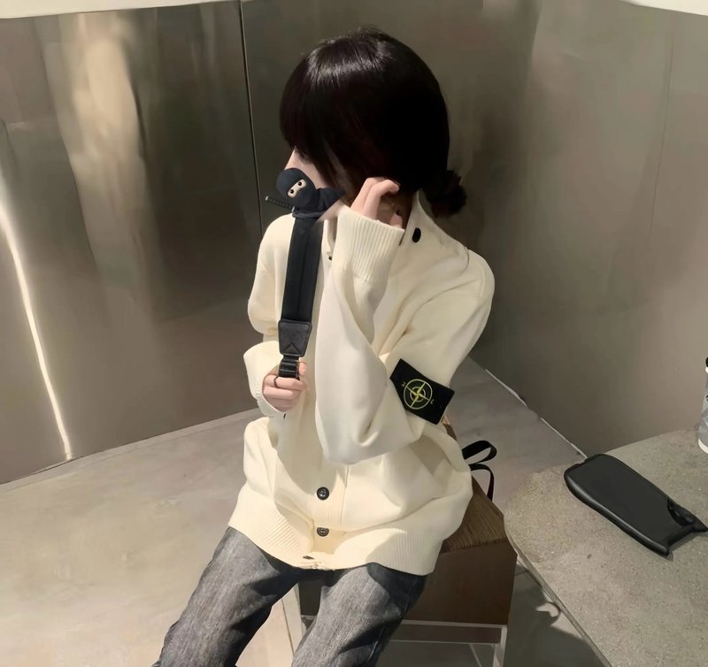 스톤아일랜드 니트 울 혼방 카디건 자켓 001-215698