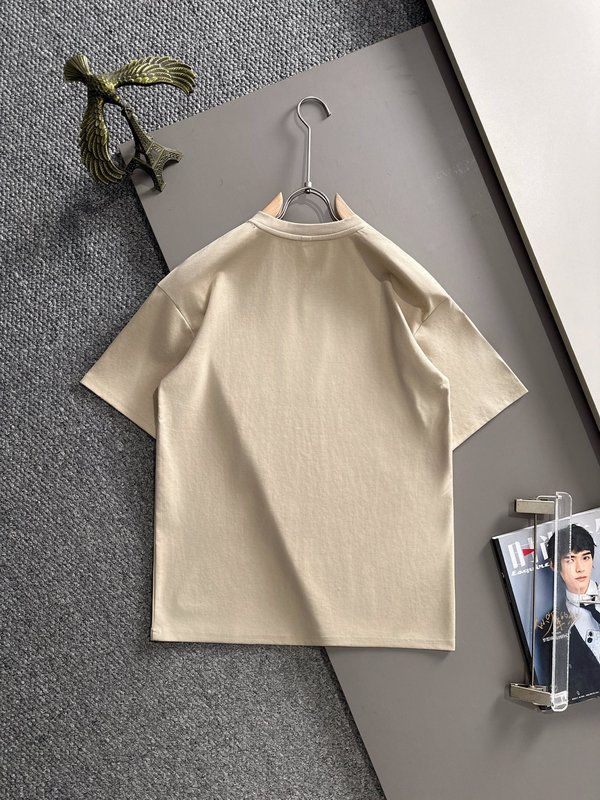 스톤 아일랜드 봄 신상 남성 반팔 티셔츠 001-215830