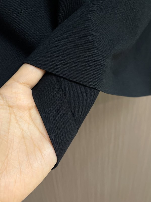 제냐 라운드넥 반팔 티셔츠 스키맵 프린팅 001-215992
