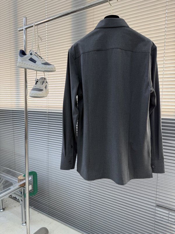 Kiton 남성 텐셀 코튼 칼라 롱슬리브 셔츠 001-216049