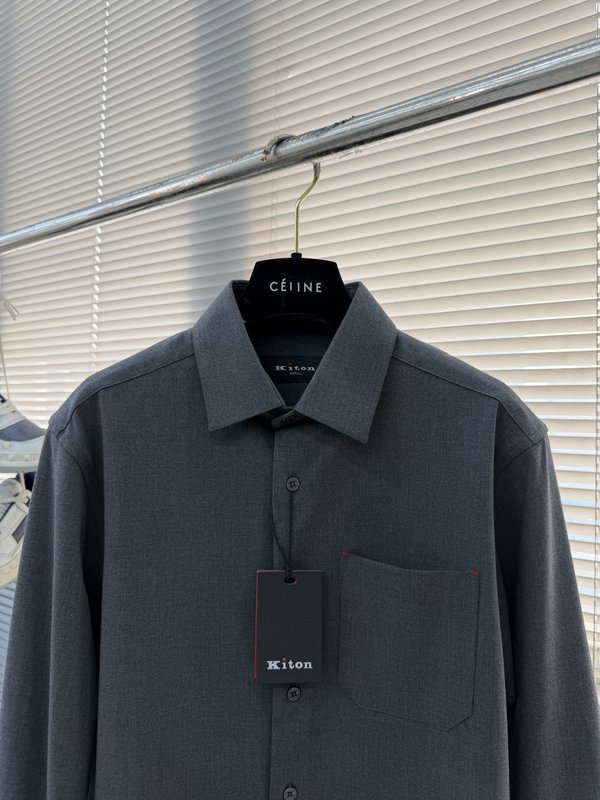 Kiton 남성 텐셀 코튼 칼라 롱슬리브 셔츠 001-216049