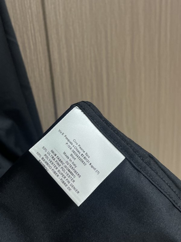 Kiton 남성 솔리드 컬러 긴팔 셔츠 001-216061