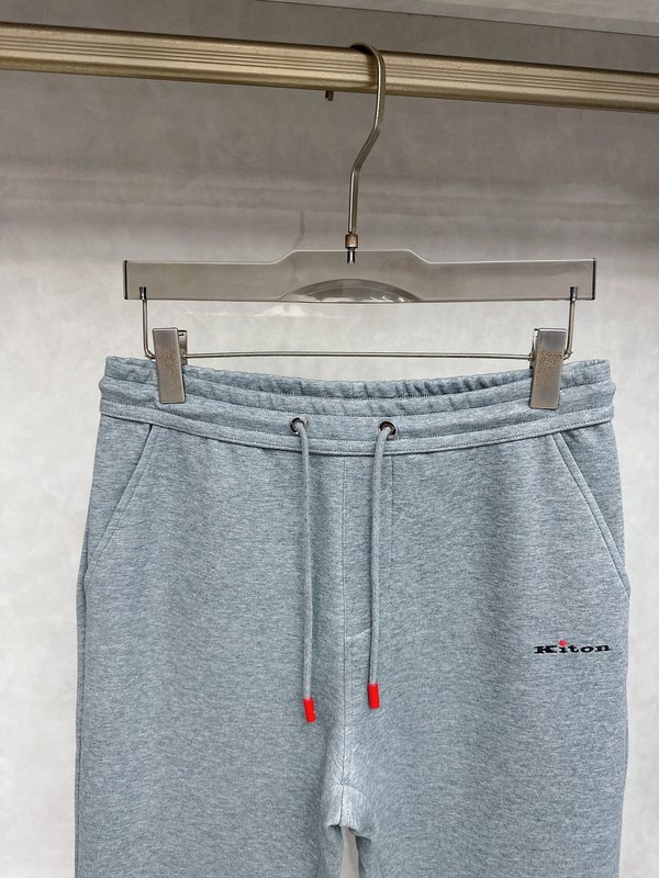 Kiton 가을 겨울 캐주얼 패션 세트 001-216079