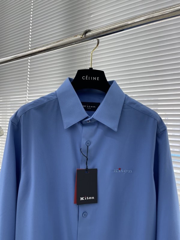 Kiton 남성 면 소재 자수 칼라 긴팔 셔츠 001-216080