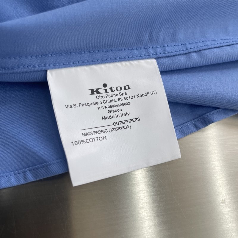 Kiton 남성 면 소재 자수 칼라 긴팔 셔츠 001-216080