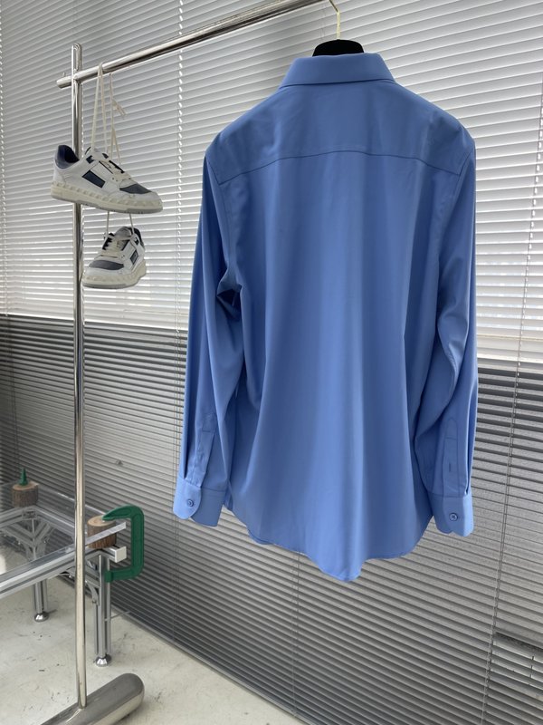 Kiton 남성 면 소재 자수 칼라 긴팔 셔츠 001-216080