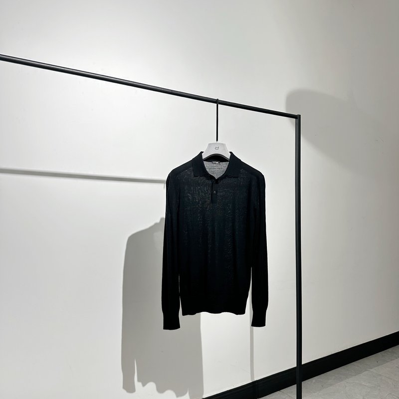 Kiton 올리브 블랙 울 폴로 니트 001-216090