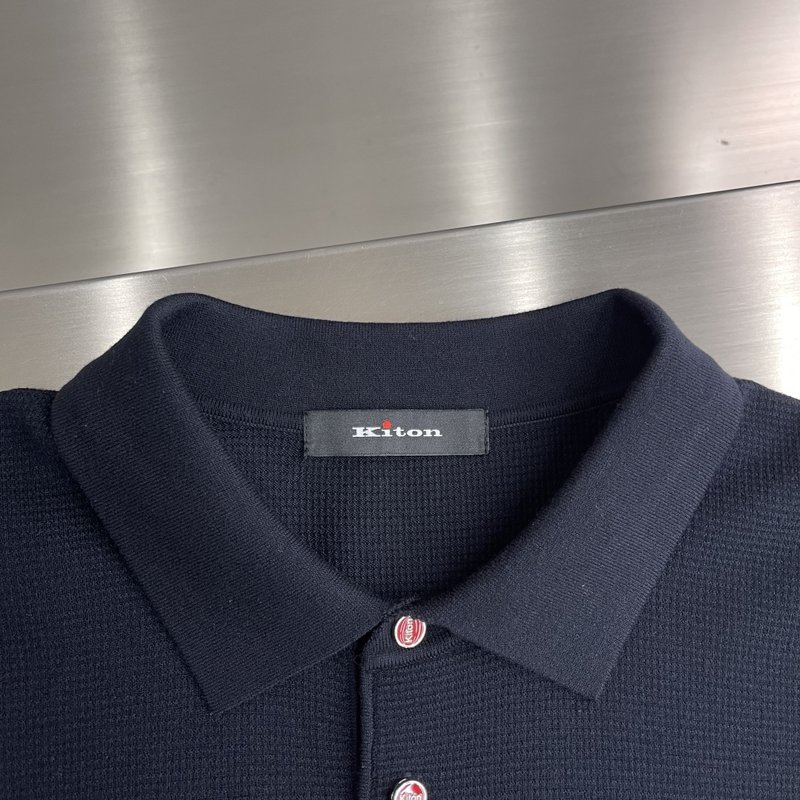 Kiton 3 단 버튼 칼라 니트 긴팔 스웨터 001-216100