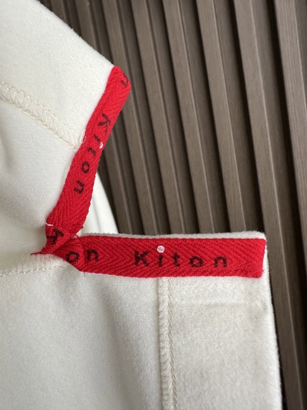 Kiton 가을 겨울 신상 텐셀 데론 니트 티셔츠 001-216103