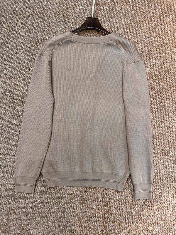 Kiton 남성 코튼 리오셀 블렌드 V 넥 니트 가디건 001-216106