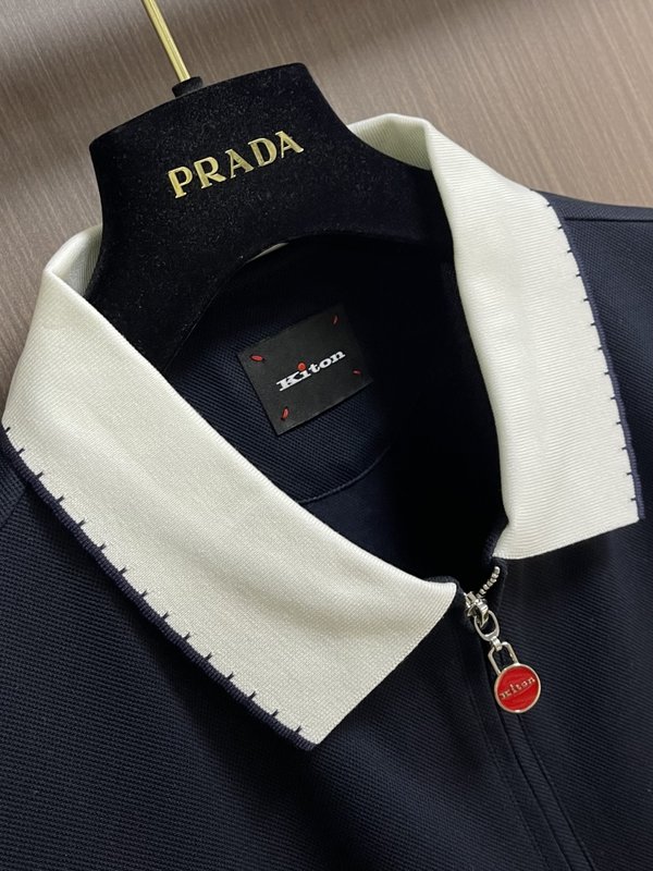 Kiton 남성 하프 지퍼 니트 반팔 폴로 셔츠 001-216117