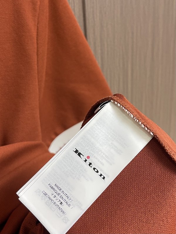 Kiton 남성 하프 지퍼 니트 폴로 셔츠 001-216122