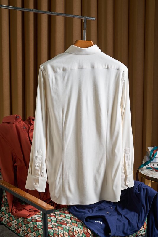 Kiton 울 혼방 남성 비즈니스 셔츠 001-216140