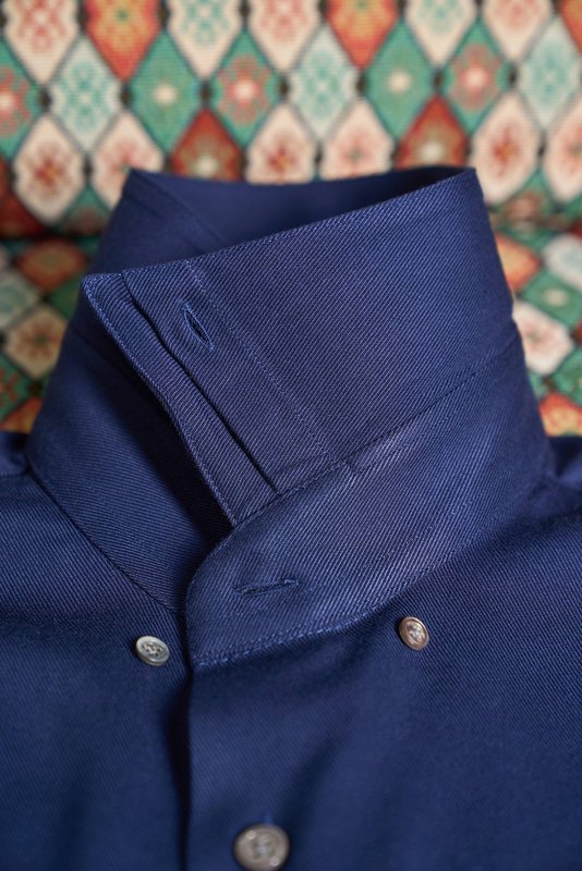 Kiton 울 혼방 남성 비즈니스 셔츠 001-216141